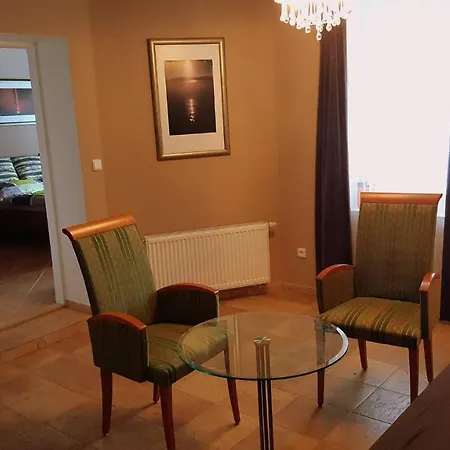Apartment In Nad Vltavou 35237